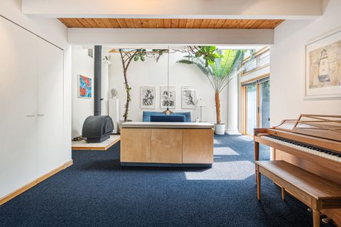 Tiny photo for 1928 Kennicott Court, Des Plaines, IL 60018 (MLS # 12406913)