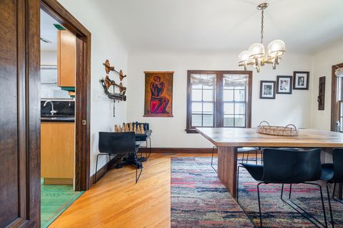 Tiny photo for 1928 Kennicott Court, Des Plaines, IL 60018 (MLS # 12406913)