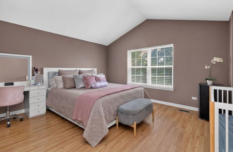 Tiny photo for 722 Metropolitan Avenue, Bolingbrook, IL 60490 (MLS # 12746160)