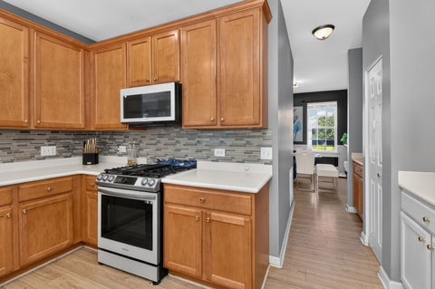Tiny photo for 722 Metropolitan Avenue, Bolingbrook, IL 60490 (MLS # 12746160)