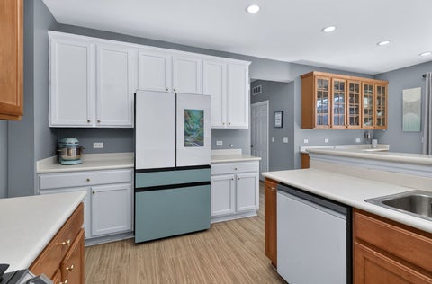 Tiny photo for 722 Metropolitan Avenue, Bolingbrook, IL 60490 (MLS # 12746160)