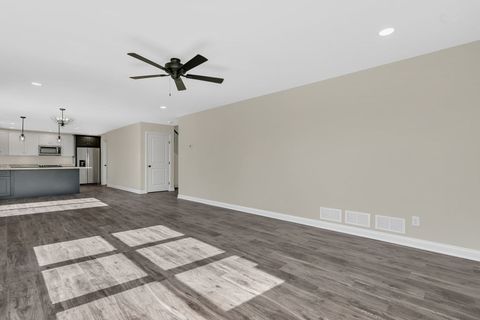 Tiny photo for 903 Springhill Drive, Coal City, IL 60416 (MLS # 12498906)