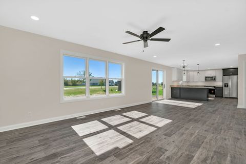 Tiny photo for 903 Springhill Drive, Coal City, IL 60416 (MLS # 12498906)