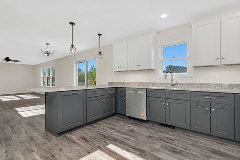 Tiny photo for 903 Springhill Drive, Coal City, IL 60416 (MLS # 12498906)