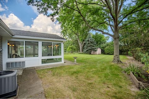 Tiny photo for 1331 ADIRONDACK Drive, Northbrook, IL 60062 (MLS # 12460621)