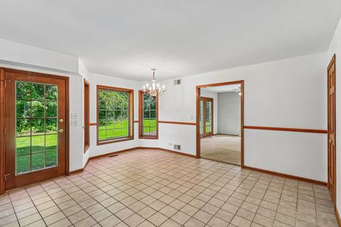 Tiny photo for 41924 N Tammi Terrace, Antioch, IL 60002 (MLS # 12684814)