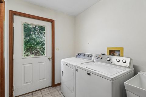 Tiny photo for 41924 N Tammi Terrace, Antioch, IL 60002 (MLS # 12684814)