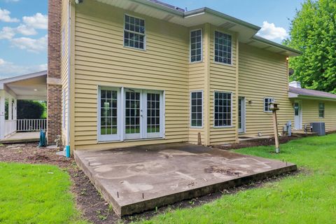 Tiny photo for 41924 N Tammi Terrace, Antioch, IL 60002 (MLS # 12684814)