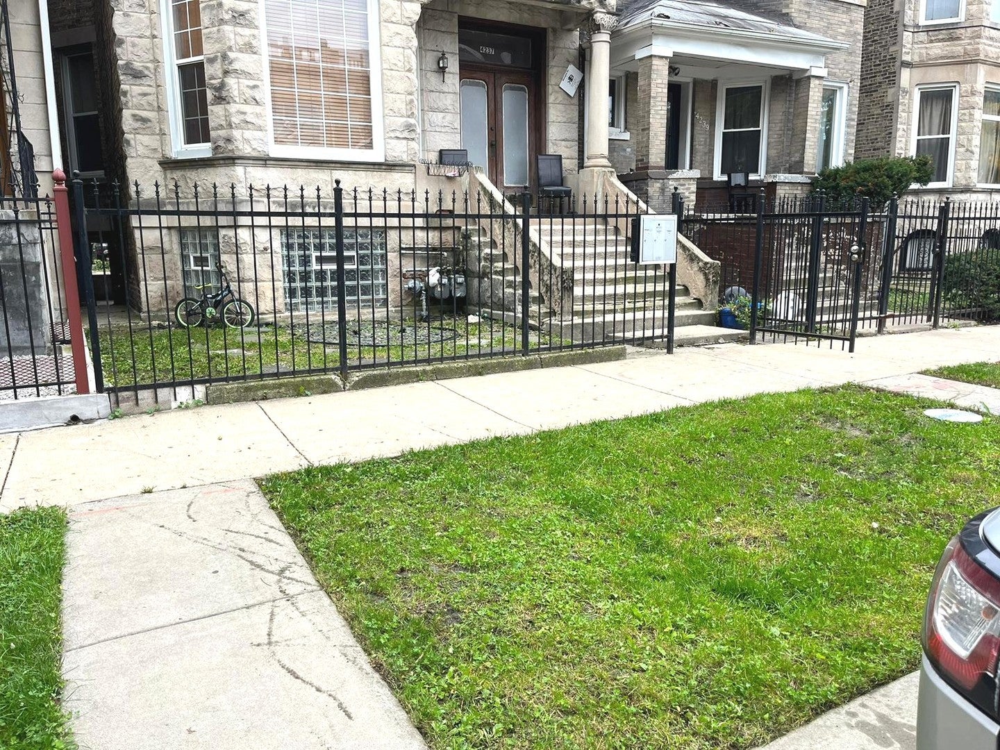 4237 W Gladys Avenue 2