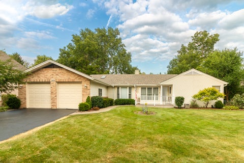 Photo of 2470 Benton Street, Palatine, IL 60067 (MLS # 12718092)