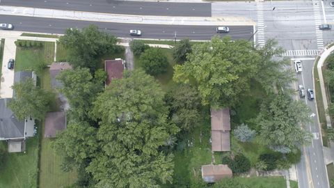 Tiny photo for 4813 Belmont Road, Downers Grove, IL 60515 (MLS # 12623962)