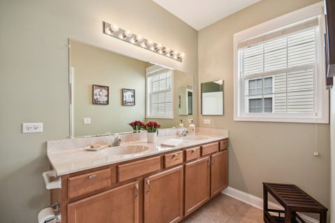Tiny photo for 17113 Como Avenue, Lockport, IL 60441 (MLS # 12619243)