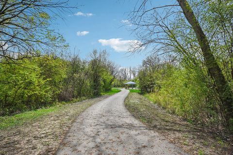 Tiny photo for 17113 Como Avenue, Lockport, IL 60441 (MLS # 12619243)