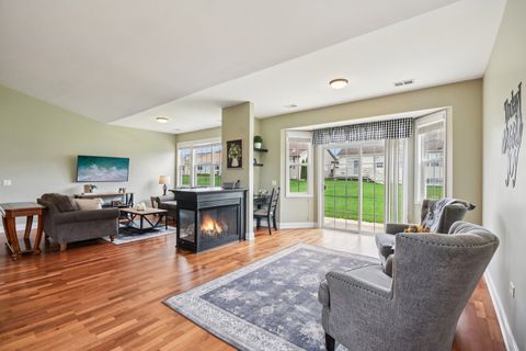 Tiny photo for 17113 Como Avenue, Lockport, IL 60441 (MLS # 12619243)