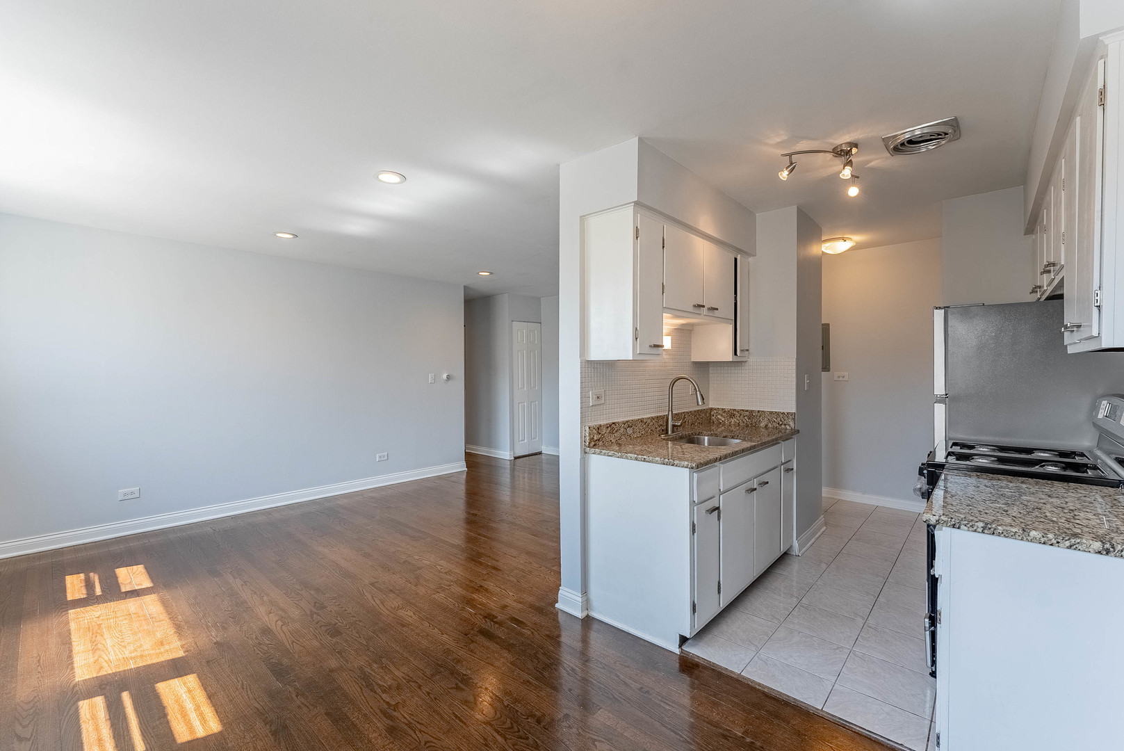 7840 W North Avenue 5H