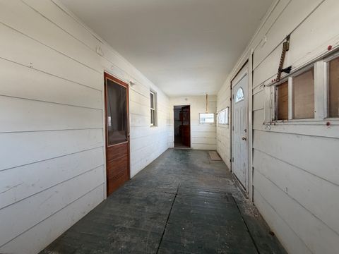 Tiny photo for 1021 Jefferson Avenue, Charleston, IL 61920 (MLS # 12552255)