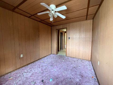 Tiny photo for 1021 Jefferson Avenue, Charleston, IL 61920 (MLS # 12552255)