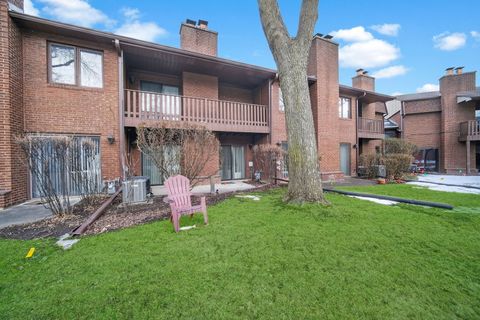 Tiny photo for Park Ridge, IL 60068 (MLS # 12571345)