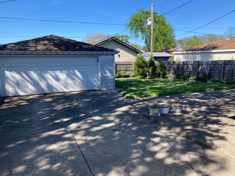 Tiny photo for 7318 W Lill Street, Niles, IL 60714 (MLS # 12629694)