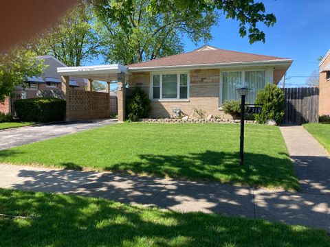Tiny photo for 7318 W Lill Street, Niles, IL 60714 (MLS # 12629694)