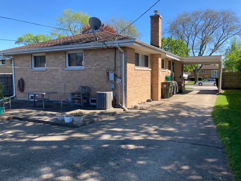 Tiny photo for 7318 W Lill Street, Niles, IL 60714 (MLS # 12629694)