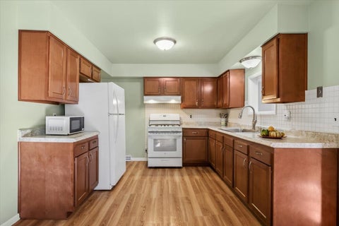 Tiny photo for 16 W Oak Street, Lake In The Hills, IL 60156 (MLS # 12788878)