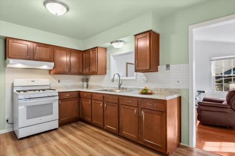 Tiny photo for 16 W Oak Street, Lake In The Hills, IL 60156 (MLS # 12788878)