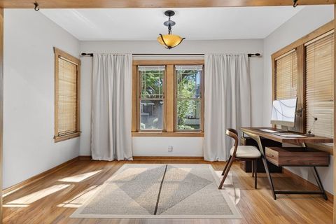 Tiny photo for 1159 S East Avenue, Oak Park, IL 60304 (MLS # 12647593)