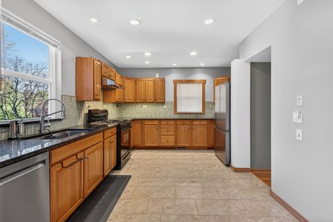 Tiny photo for 1159 S East Avenue, Oak Park, IL 60304 (MLS # 12647593)