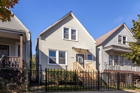 Tiny photo for 6830 S Honore Street, Chicago, IL 60636 (MLS # 12494143)
