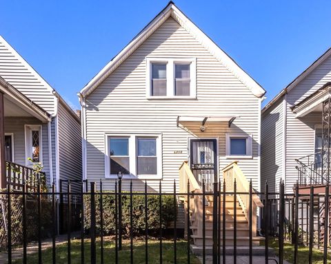 6830 S Honore Street Chicago IL 60636