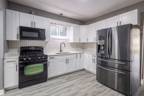 Tiny photo for 6830 S Honore Street, Chicago, IL 60636 (MLS # 12494143)