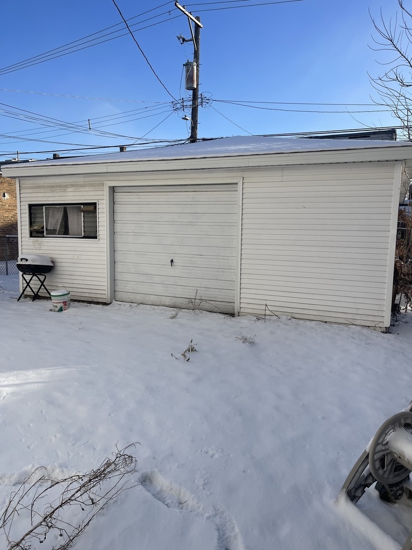 8133 S Peoria Street