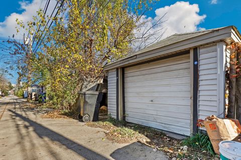Tiny photo for 10416 S Sangamon Street, Chicago, IL 60643 (MLS # 12557137)