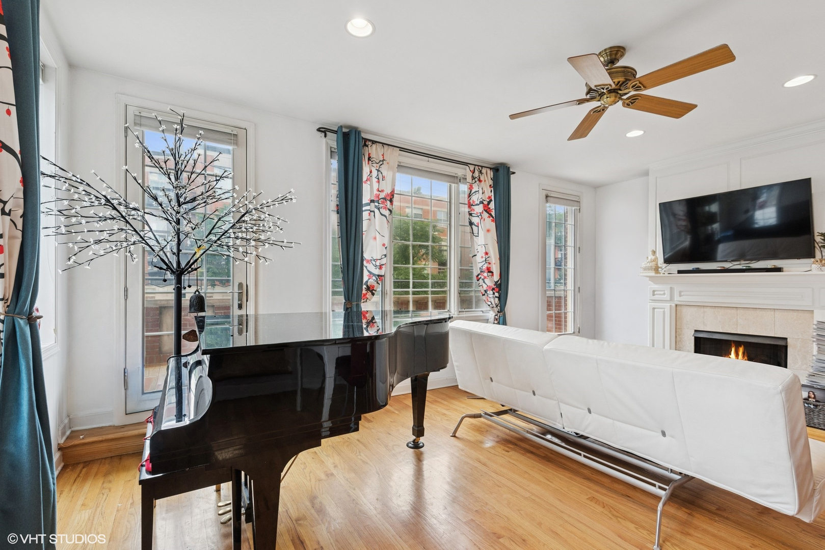 1935 S State Street 2