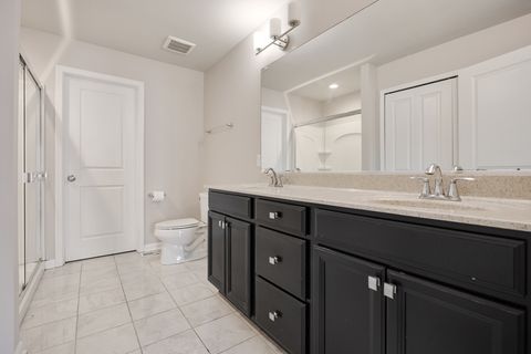 Tiny photo for 901 Times Square Drive, Aurora, IL 60504 (MLS # 12561400)