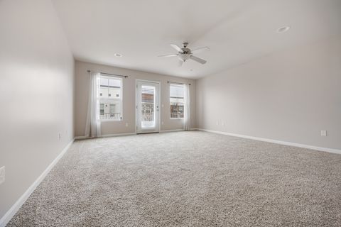 Tiny photo for 901 Times Square Drive, Aurora, IL 60504 (MLS # 12561400)