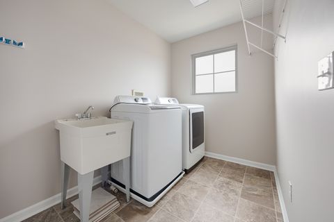 Tiny photo for 901 Times Square Drive, Aurora, IL 60504 (MLS # 12561400)