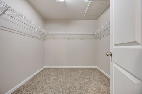 Tiny photo for 901 Times Square Drive, Aurora, IL 60504 (MLS # 12561400)