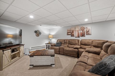 Tiny photo for 3 Poplar Road, Yorkville, IL 60560 (MLS # 12488633)