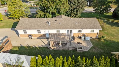 Tiny photo for 3 Poplar Road, Yorkville, IL 60560 (MLS # 12488633)