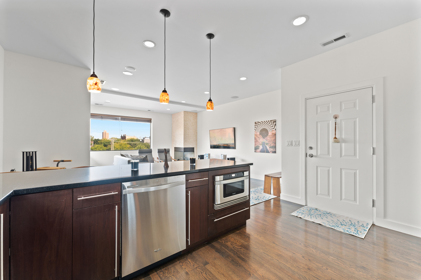 1445 W Grand Avenue 3W