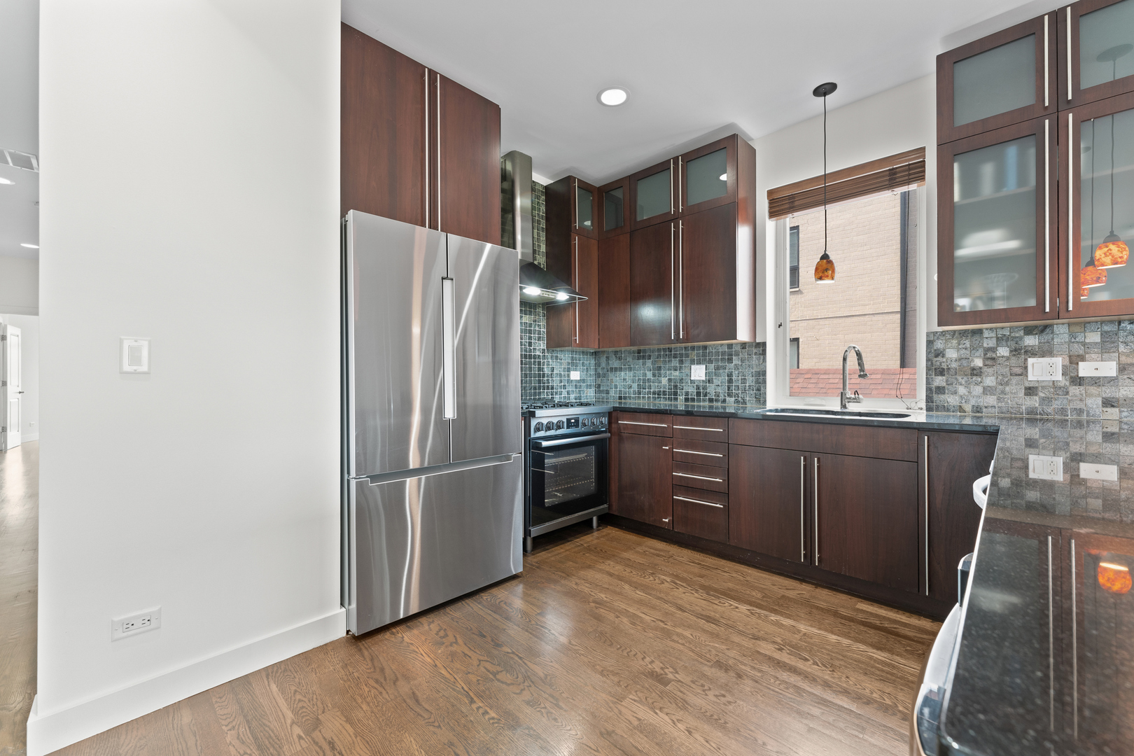 1445 W Grand Avenue 3W