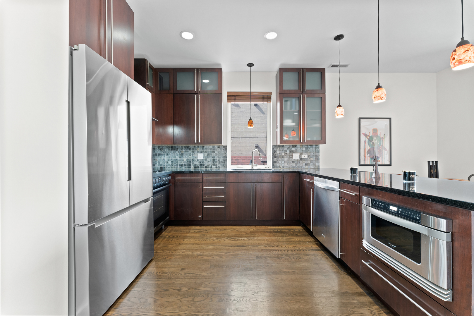 1445 W Grand Avenue 3W