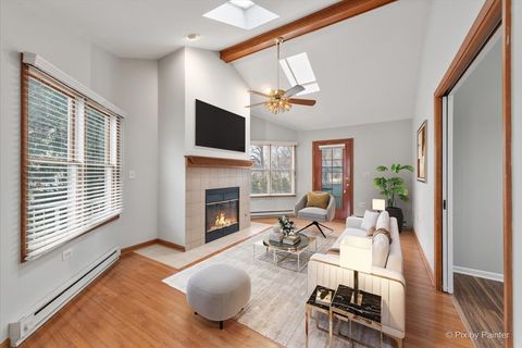 Tiny photo for 1095 Devonshire Avenue, Naperville, IL 60540 (MLS # 12586278)