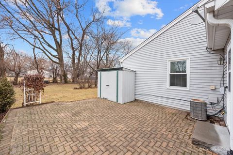 Tiny photo for 1095 Devonshire Avenue, Naperville, IL 60540 (MLS # 12586278)