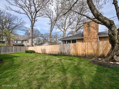 Tiny photo for 674 Highview Terrace, Lake Forest, IL 60045 (MLS # 12626294)