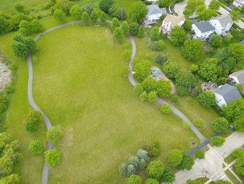 Tiny photo for 343 Diane Court, Geneva, IL 60134 (MLS # 12368125)