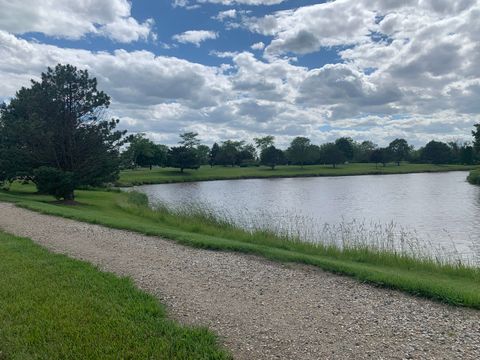 A home in Grayslake