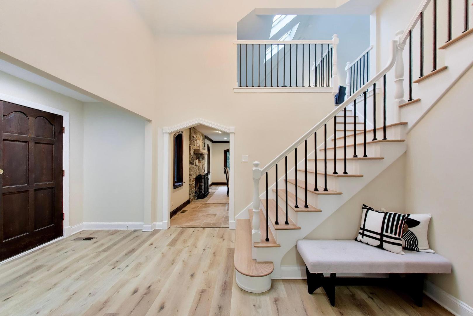 1899 Hilltop Lane